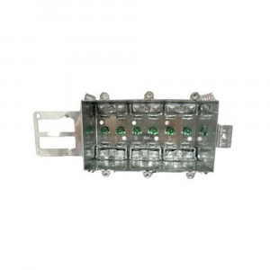 2104-LSSAX3 - 3 Gang Stud Mount Box with Armored Cable Clamp 37.5 cu.in