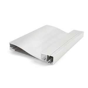 SURFACE MOUNTED BASEBOARD ALUMINUM PROFILÉ 10015 WITH PC COUVERCLE 10FT BLANC