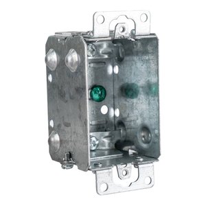 1102-L - GANGABLE BOX WITH EARS AND NMD CLAMP 10 CU.IN