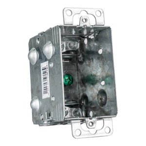 1104-LA - GANGABLE BOX WITH EARS AND ARMORED CABLE CLAMP 12.5 CU.IN