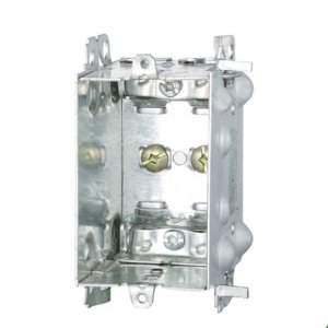 1104-LHA - Gangable Box with Armored Cable Clamp 12.5 cu.in