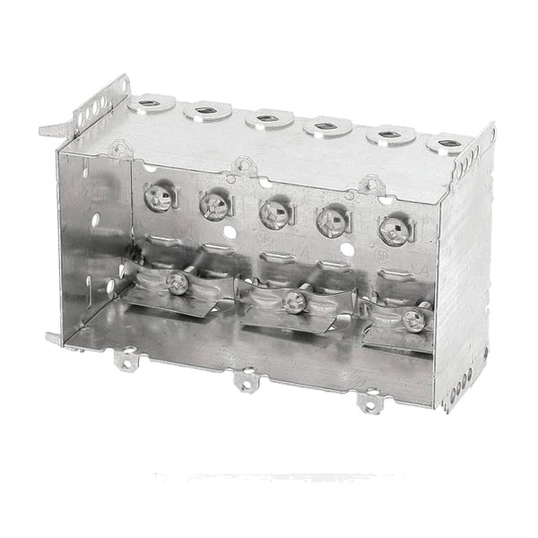 2104-LLE3 - 3 GANG DEVICE BOX WITH NMD CLAMPS 37.5 CU.IN