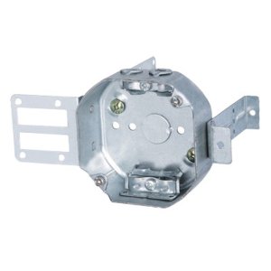 54151-LSSAX - Steel Stud Mount Octagonal Box with Armored Cable Clamps 15 cu.in