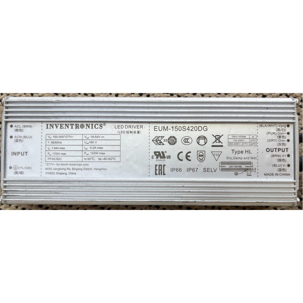 Pilote LED à courant constant 0-0V 0-0V 0A 555A IP W