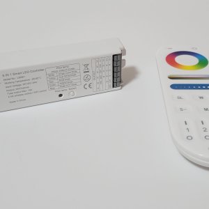 TÉLÉCOMMANDE MURALE RGBW POUR RÉCEPTEUR LS-RCV-MZ8A (INTÉRIEUR) OU LS-RCV-O-MZ5A (EXTÉRIEUR) - LUMENSTARLED