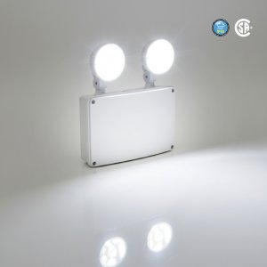 LUMINAIRE D'URGENCE À DEUX TÊTES POUR ENDROITS HUMIDES - 120-347V - 120 MINUTES D'AUTONOMIE - BLOC-BATTERIE 36W MAX